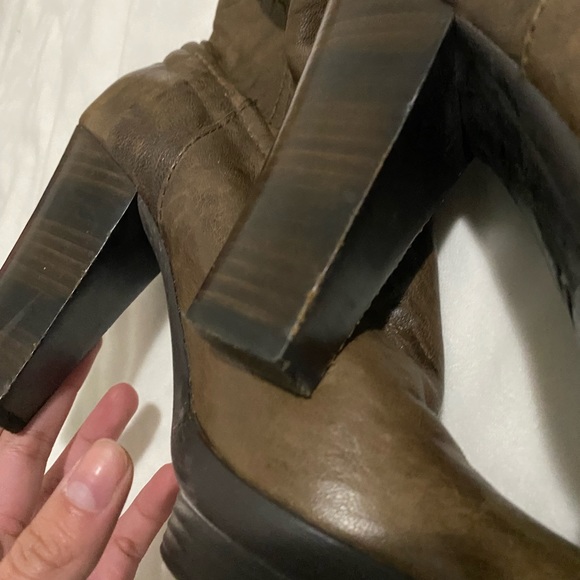 Frye Mimi Scrunch Leather Boot - Picture 3 of 6